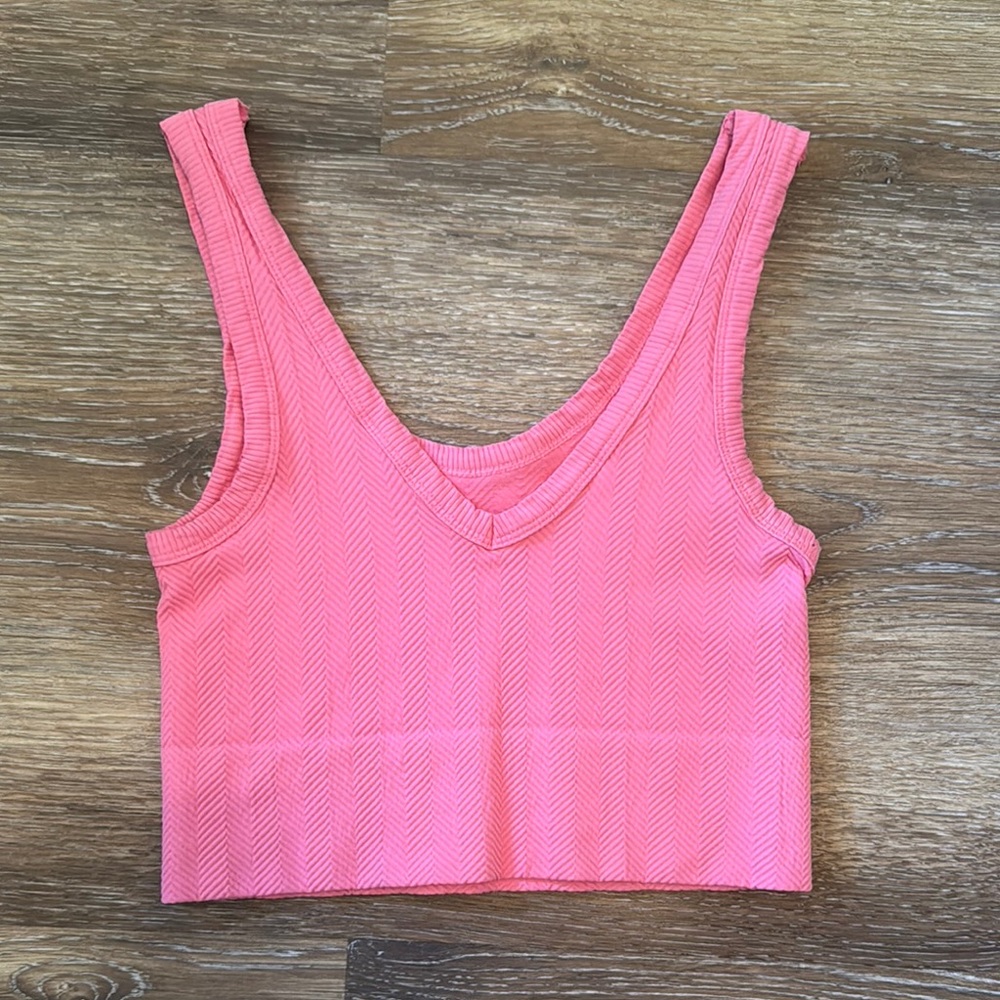 Vibrant Pink Sleeveless Fitted Crop Tank Top